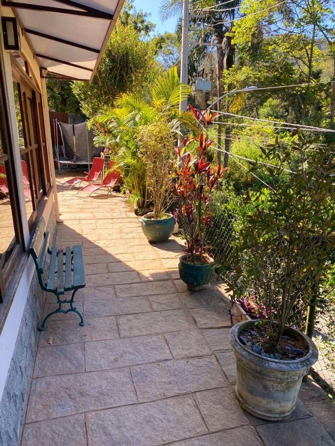 Aconchego De Itaipava - Casa De 3 Quartos, Equipada, Area Kids, Jacuzzi, Pet Friendly, Churrasqueira, Em Meio A Natureza E Proximo Ao Centro Do Bairro Petrópolis Exterior foto