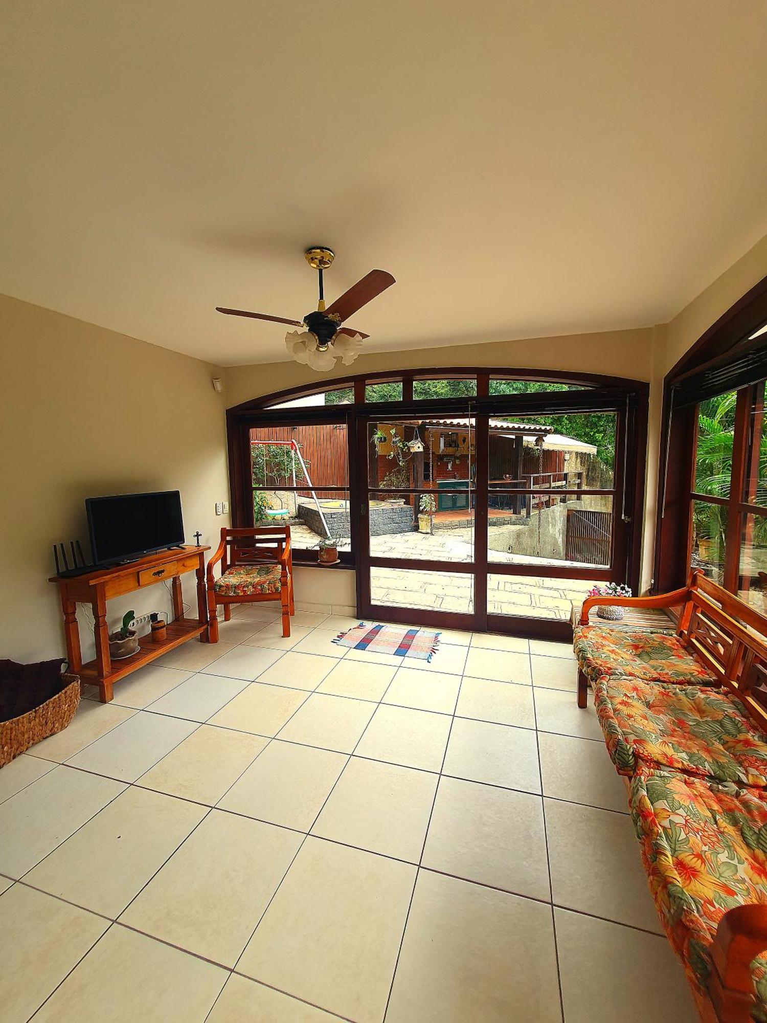 Aconchego De Itaipava - Casa De 3 Quartos, Equipada, Area Kids, Jacuzzi, Pet Friendly, Churrasqueira, Em Meio A Natureza E Proximo Ao Centro Do Bairro Petrópolis Exterior foto