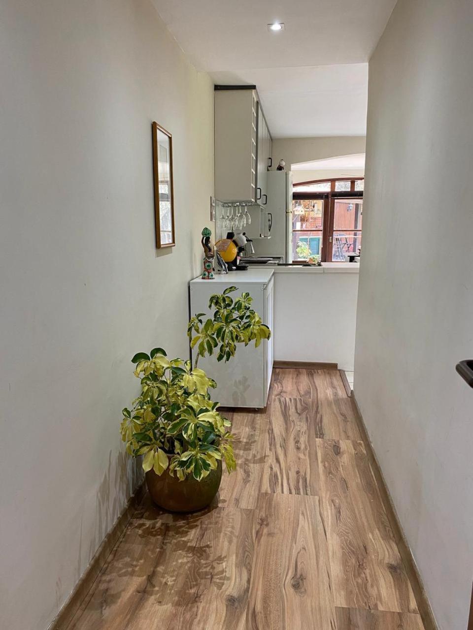Aconchego De Itaipava - Casa De 3 Quartos, Equipada, Area Kids, Jacuzzi, Pet Friendly, Churrasqueira, Em Meio A Natureza E Proximo Ao Centro Do Bairro Petrópolis Exterior foto